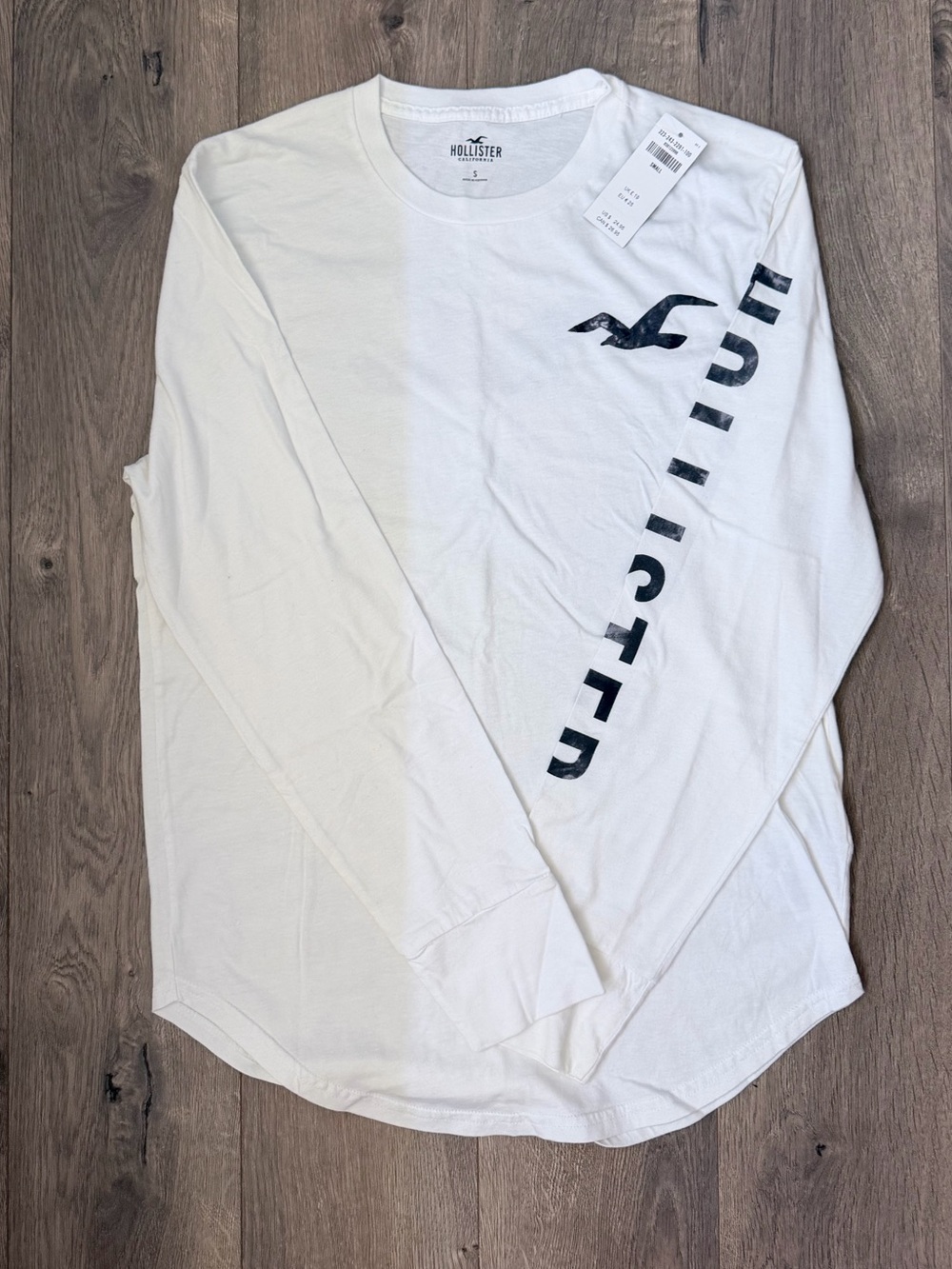 Hollister White Long-Sleeve Tee with Black Logo Print